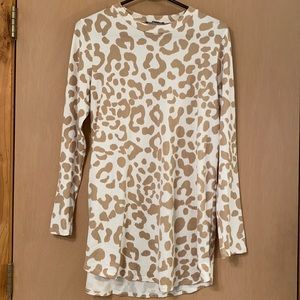 Women’s Medium Bombom Boutique Brand Tunic